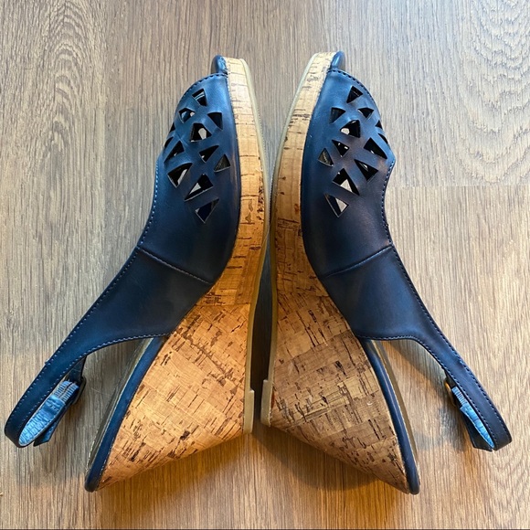 🟣 SHOEDAZZLE Saffron Blue Cork Wedge 8.5 EUC - Picture 5 of 7